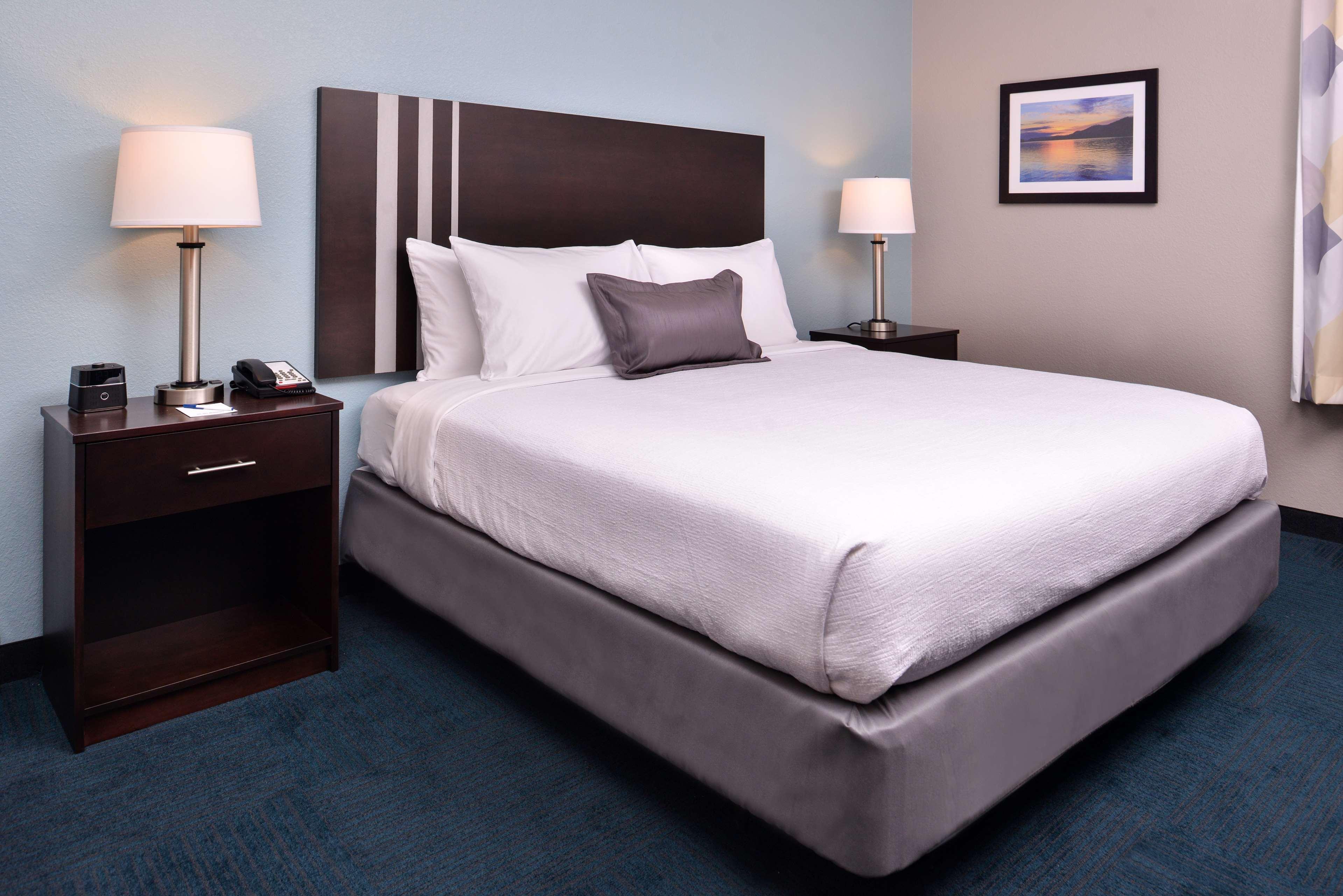 Best Western Hartford Hotel y Suites Exterior foto