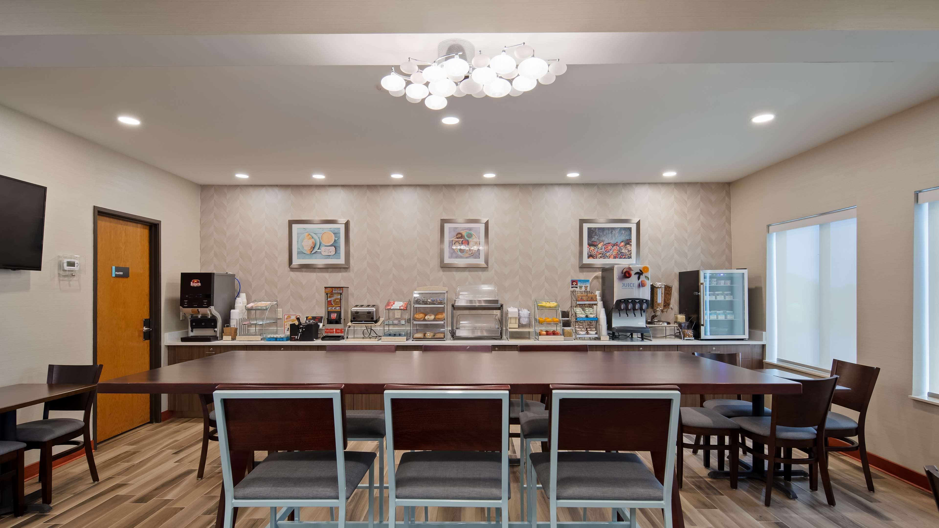 Best Western Hartford Hotel y Suites Exterior foto