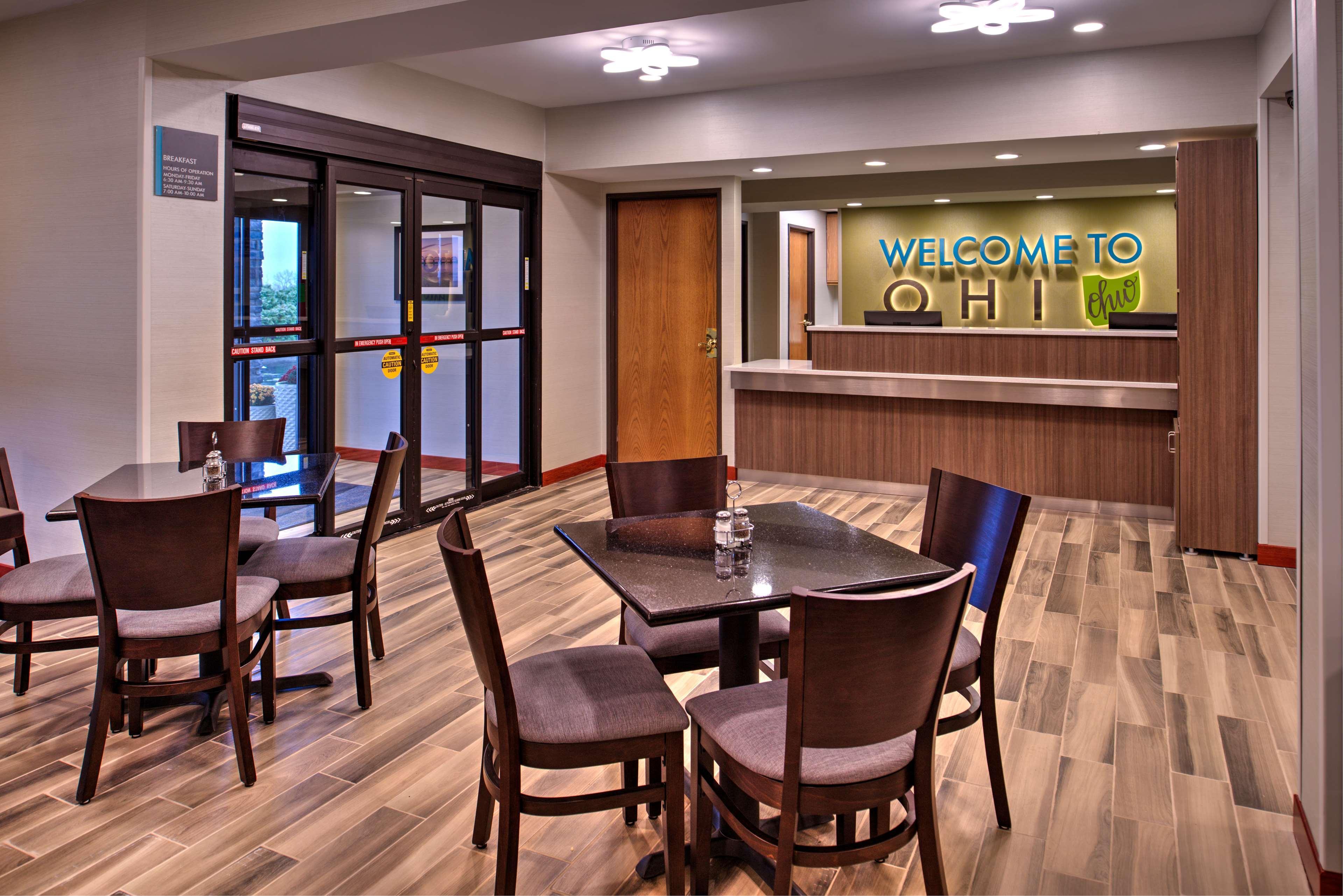 Best Western Hartford Hotel y Suites Exterior foto