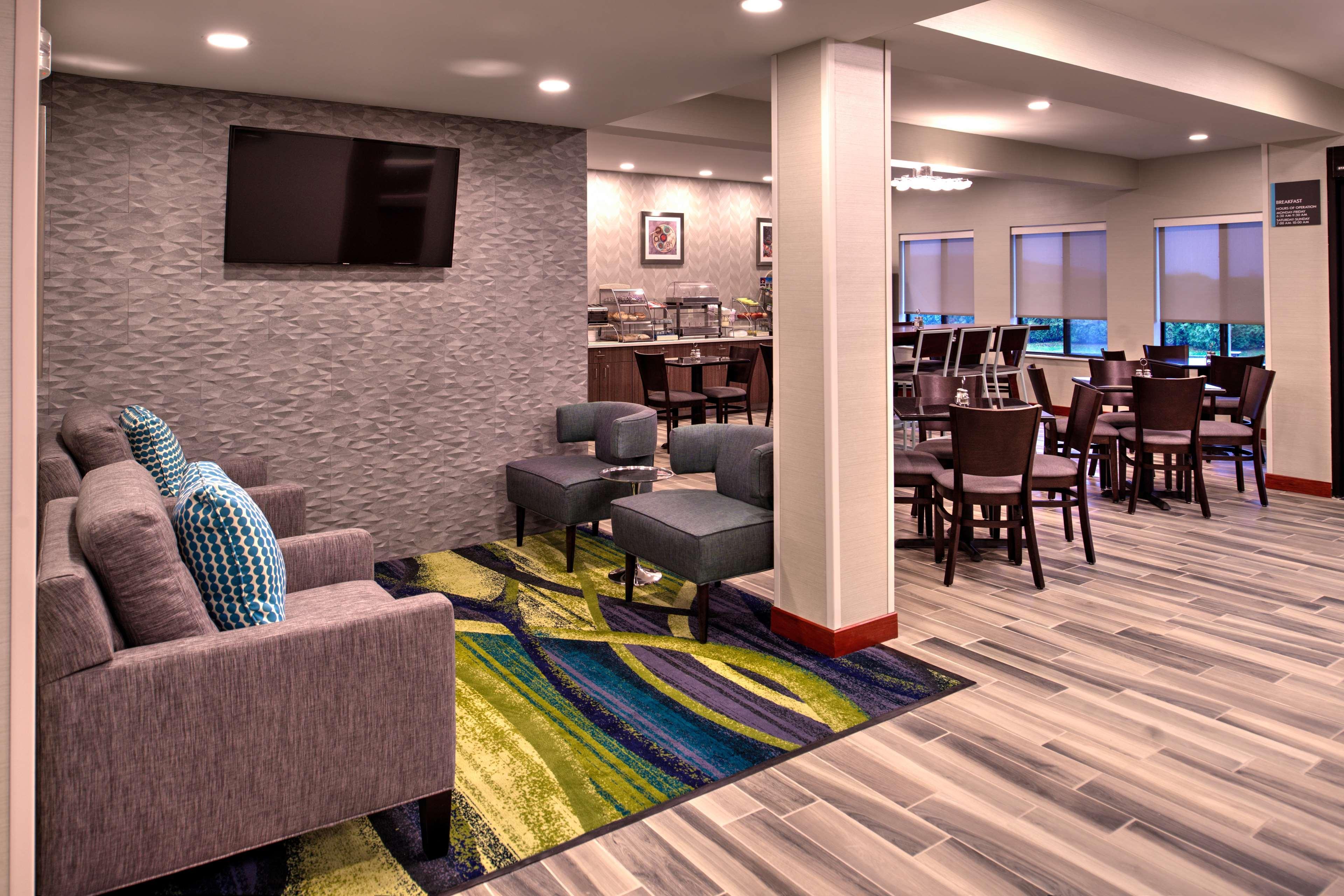 Best Western Hartford Hotel y Suites Exterior foto