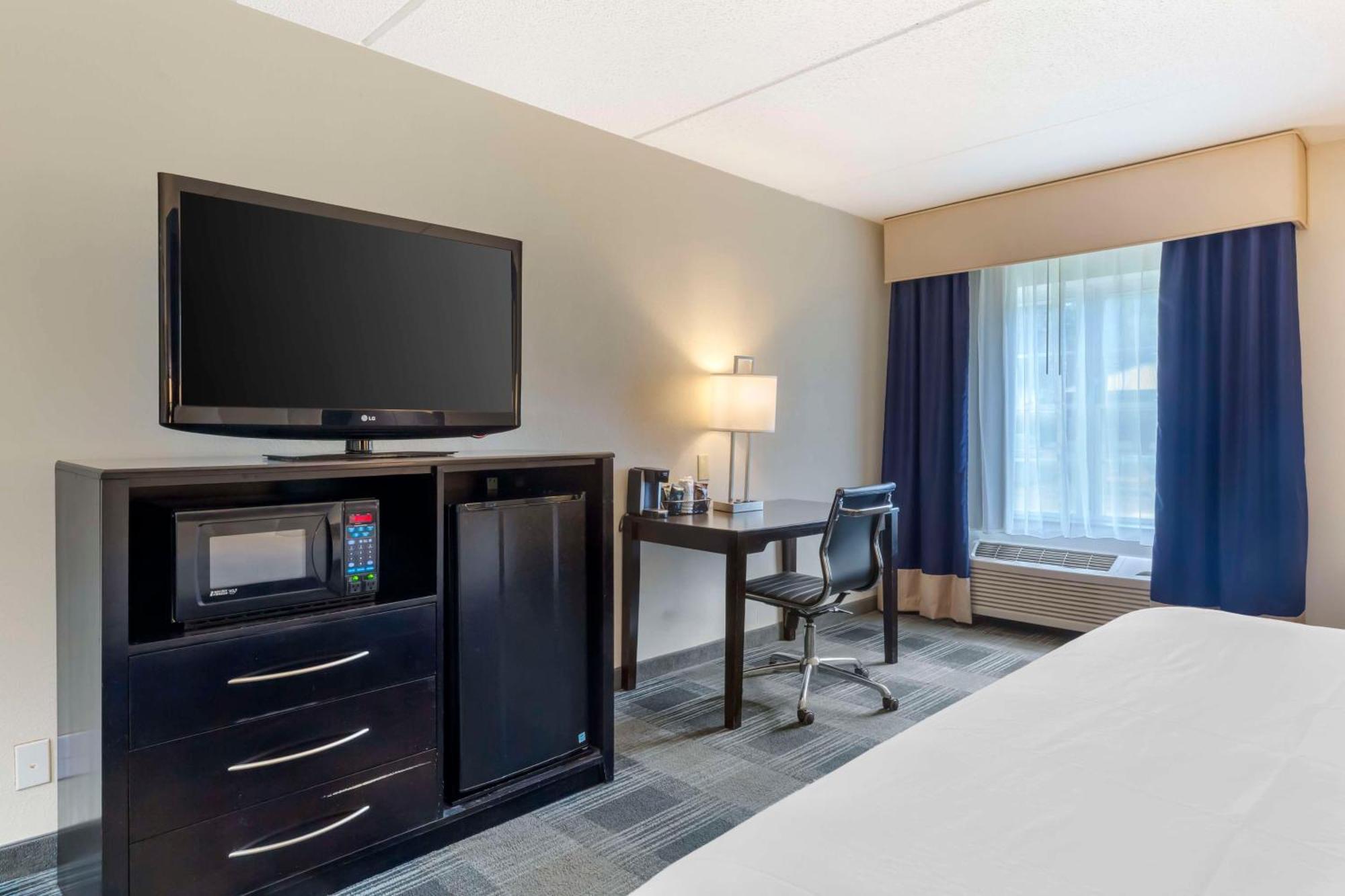 Best Western Hartford Hotel y Suites Exterior foto
