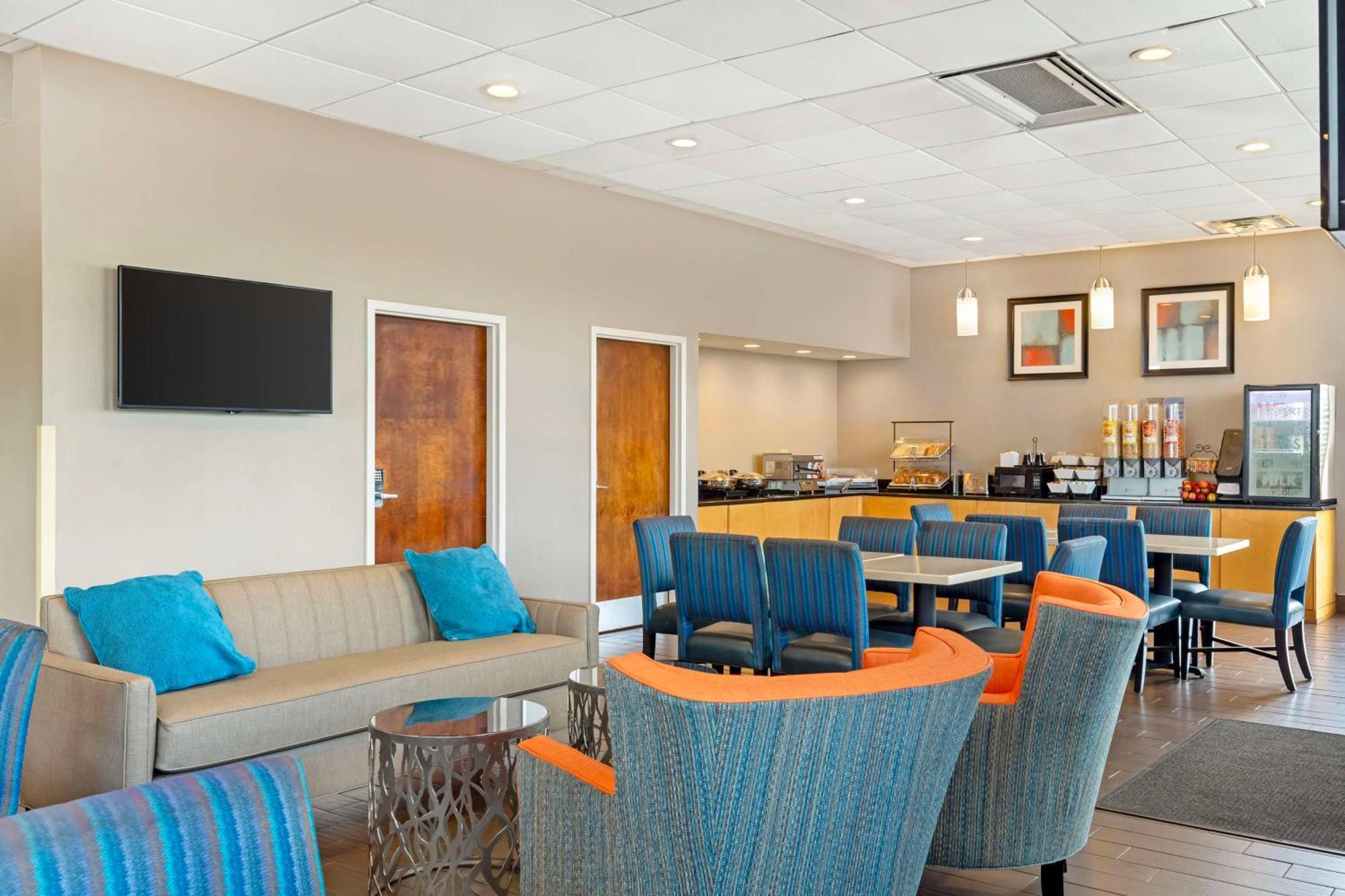 Best Western Hartford Hotel y Suites Exterior foto
