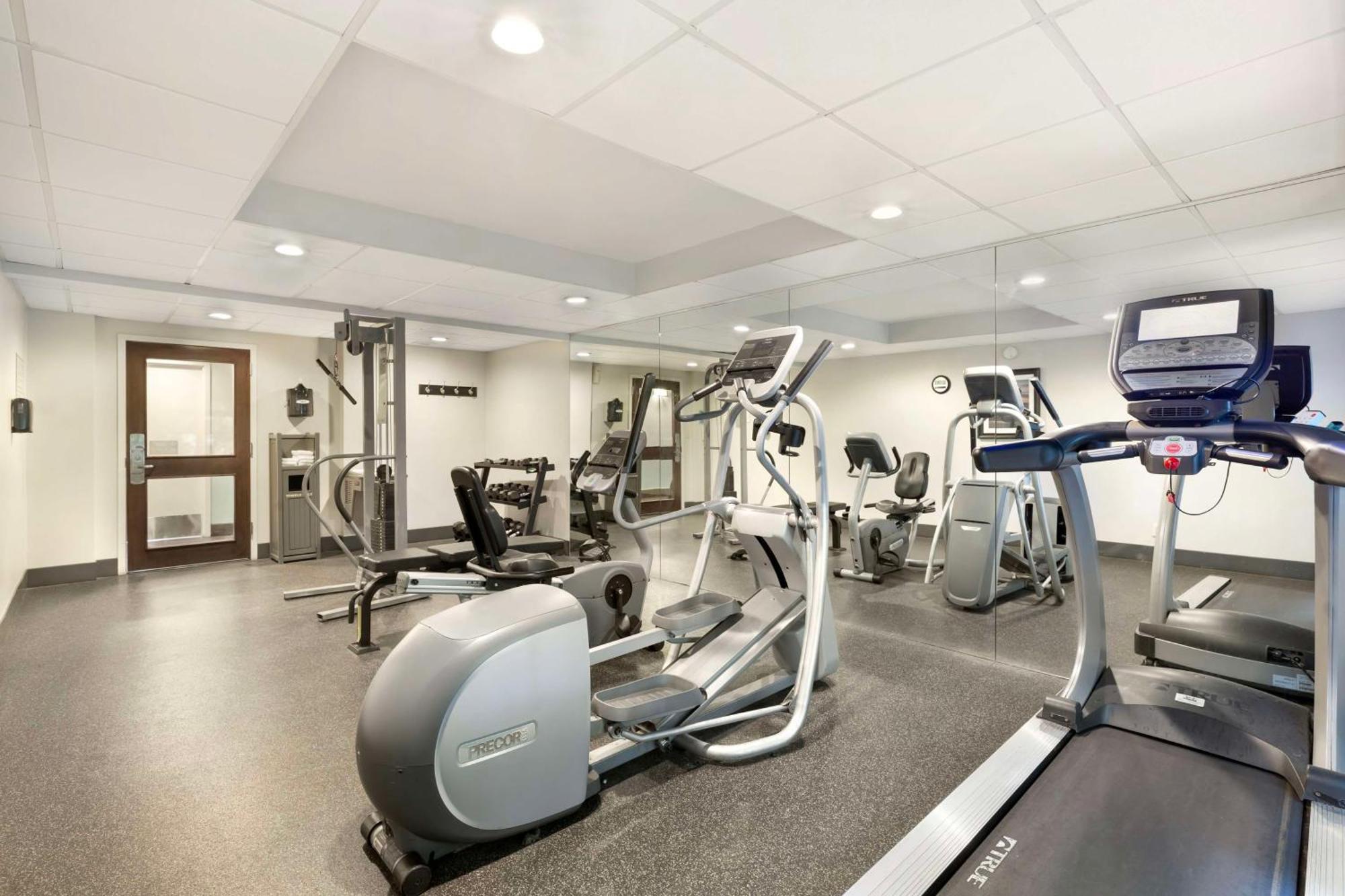 Best Western Hartford Hotel y Suites Exterior foto